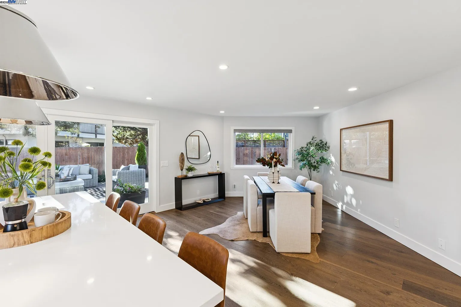 California contemporary home staged by Bay Gold in Alameda